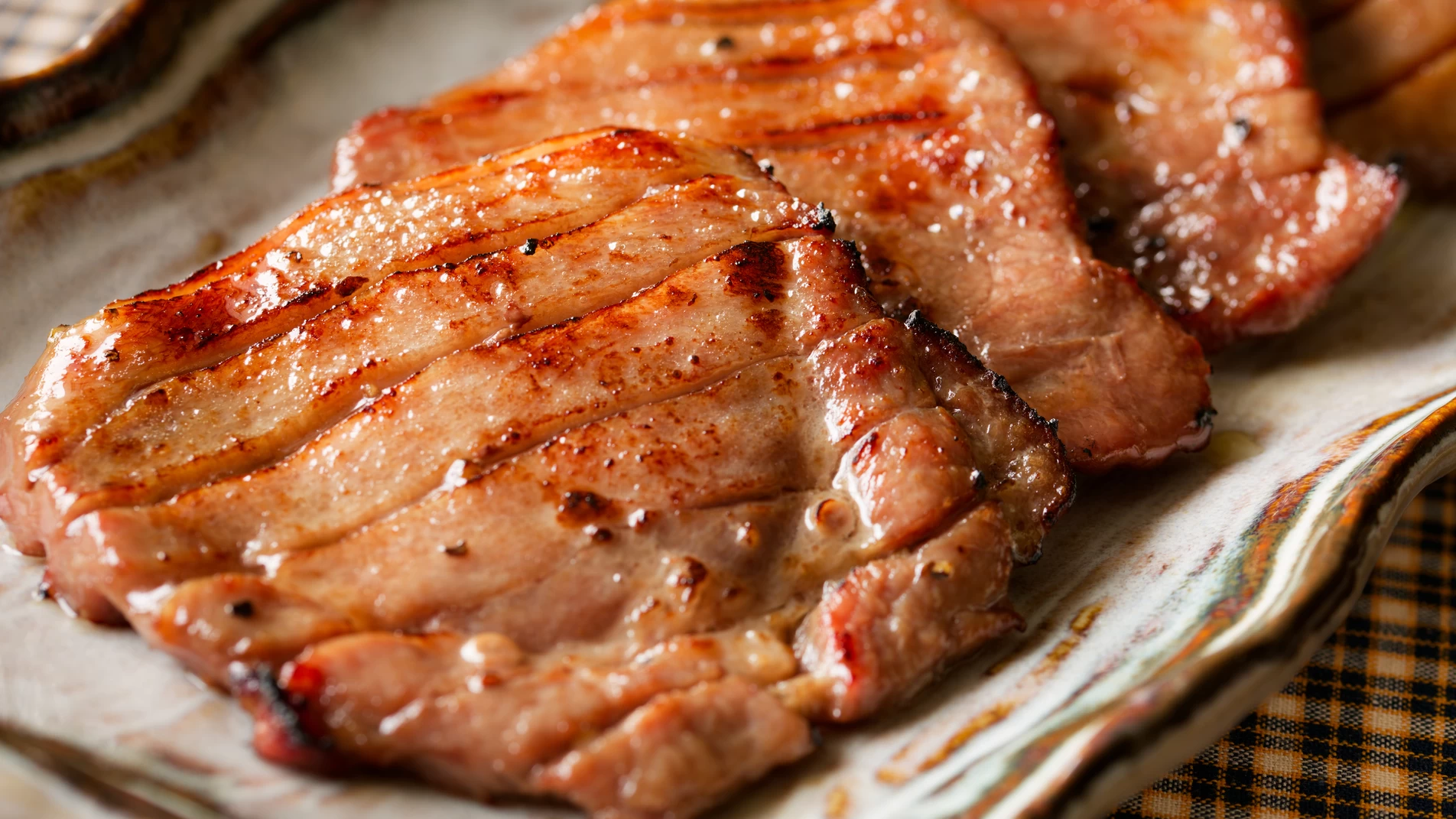 6 Restaurants for Meat Lunches in Sendai
