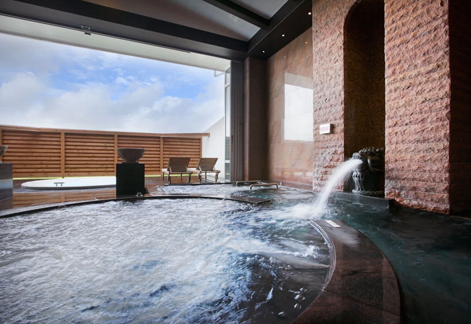 ORIENTAL HOTEL OKINAWA RESORT & SPA