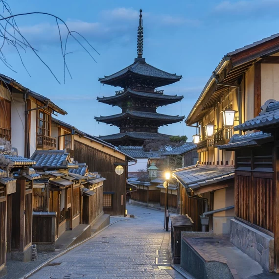 19 Must-Buy Kyoto Souvenirs – From Popular Items to Hidden Gems
