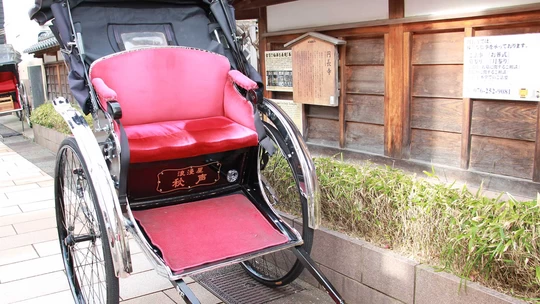A Leisurely Rickshaw Ride Through Historic Kanazawa