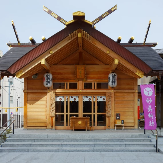 14 Best Shrines for Hatsumode in Tokyo: Local Favorites and New Year Traditions