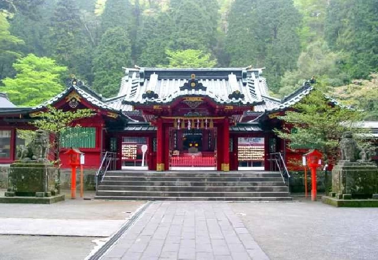 Hakone Shrine