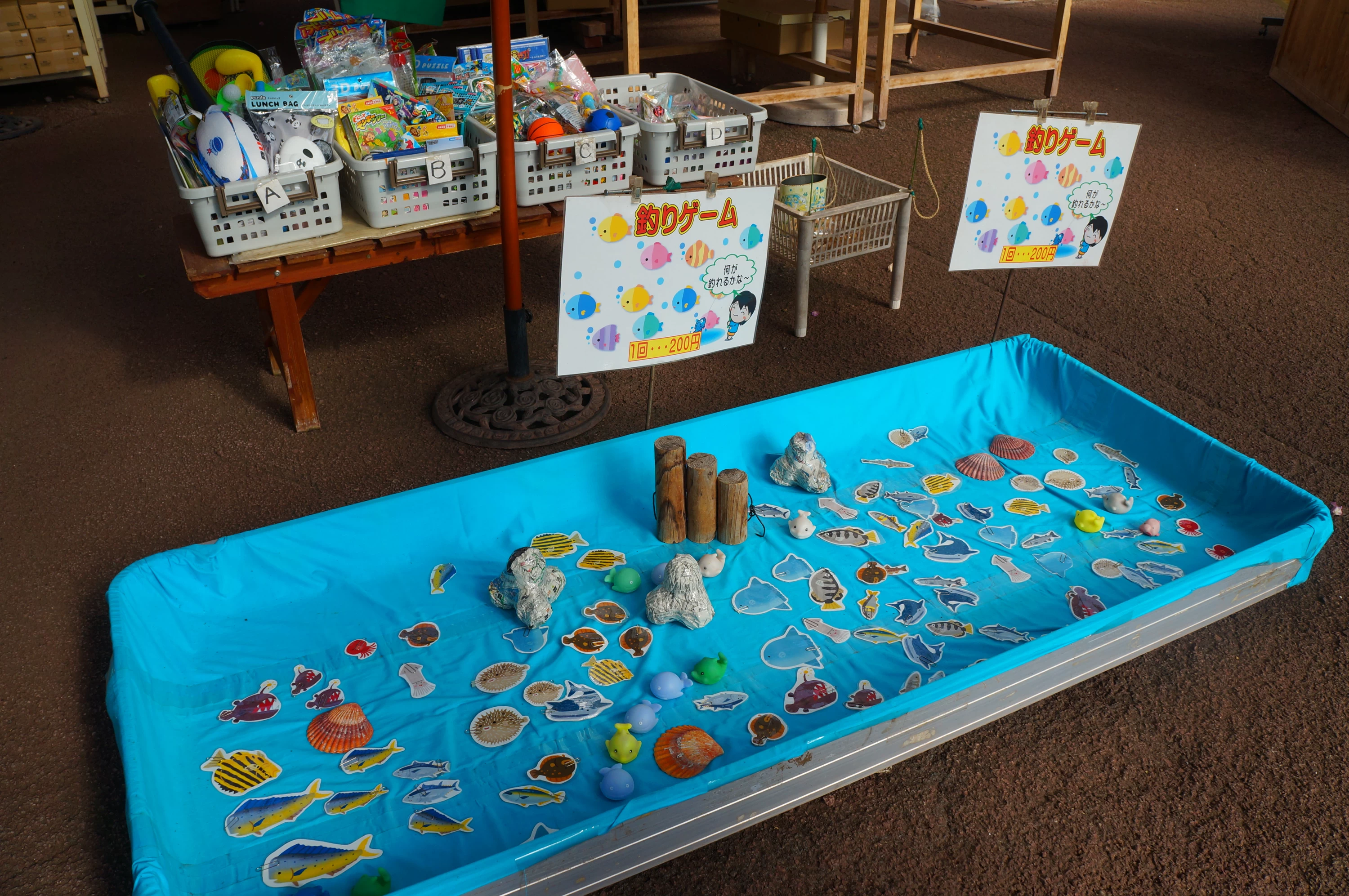 A playful stop with ring toss and outdoor games